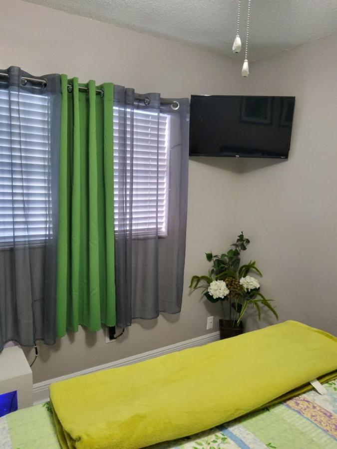 Beautiful Apartment Close To Everything Tampa Bagian luar foto