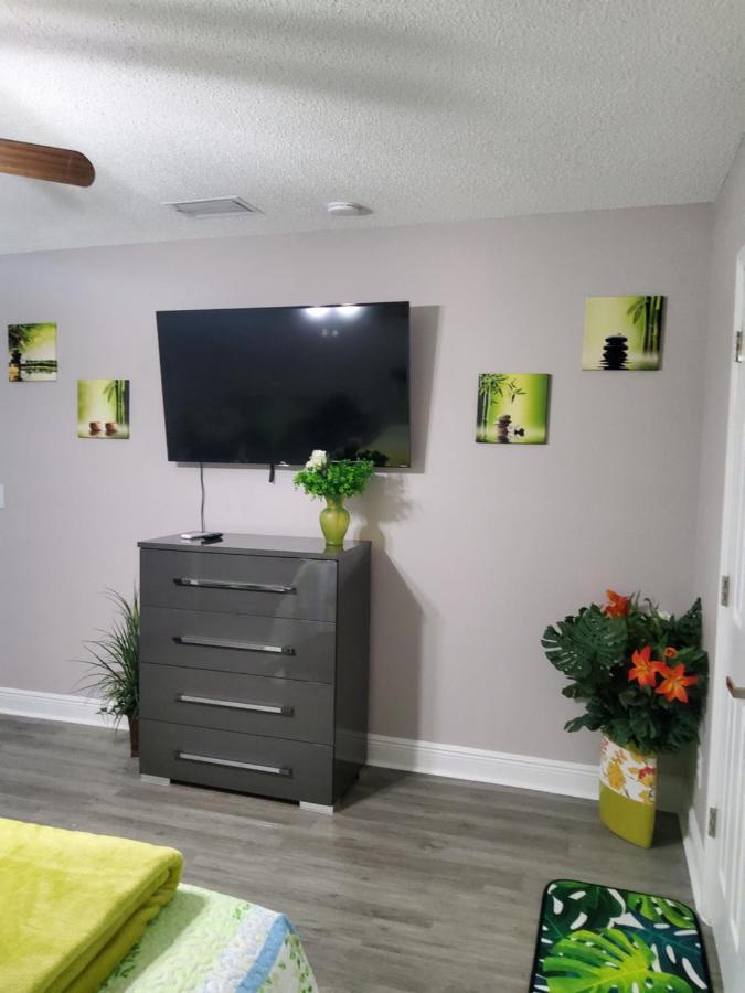 Beautiful Apartment Close To Everything Tampa Bagian luar foto